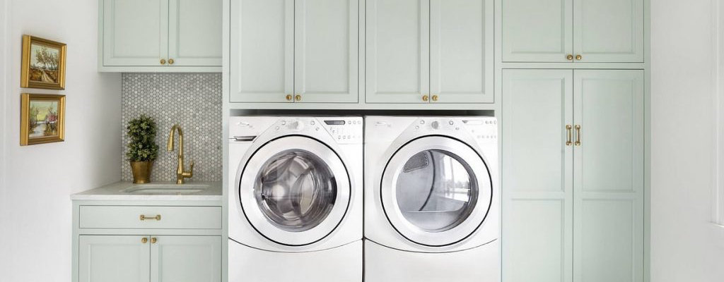 Custom laundry room cabinets