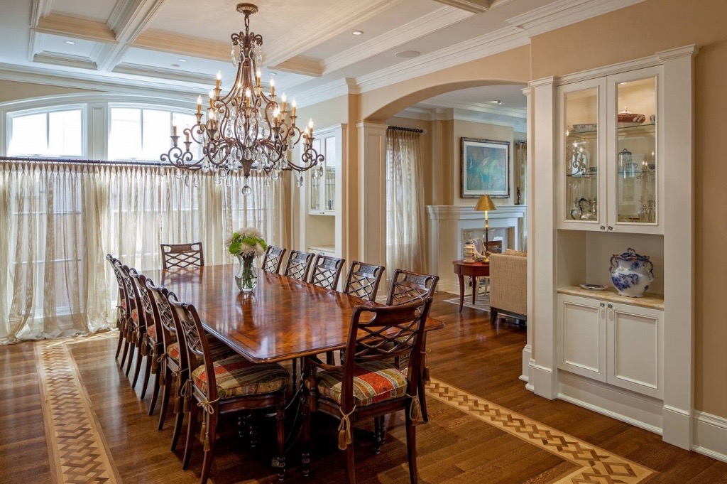 custom-dining-traditional-white-dark-stain-1024x681-1